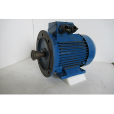 .4 KW 2900 RPM asmaat 28mm. Used